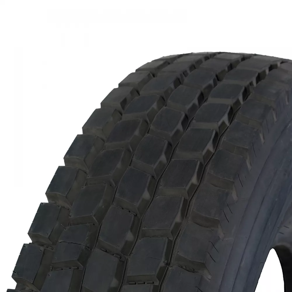  Грузовая шина Blackhawk BAR26 235/75 R17,5 143/141J, Рулевая ось  в Заречном